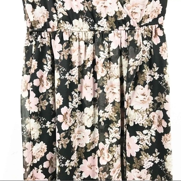 Band of Gypsies Women's Floral V-Neck Midi Dress Black Pink - Picture 8 of 14